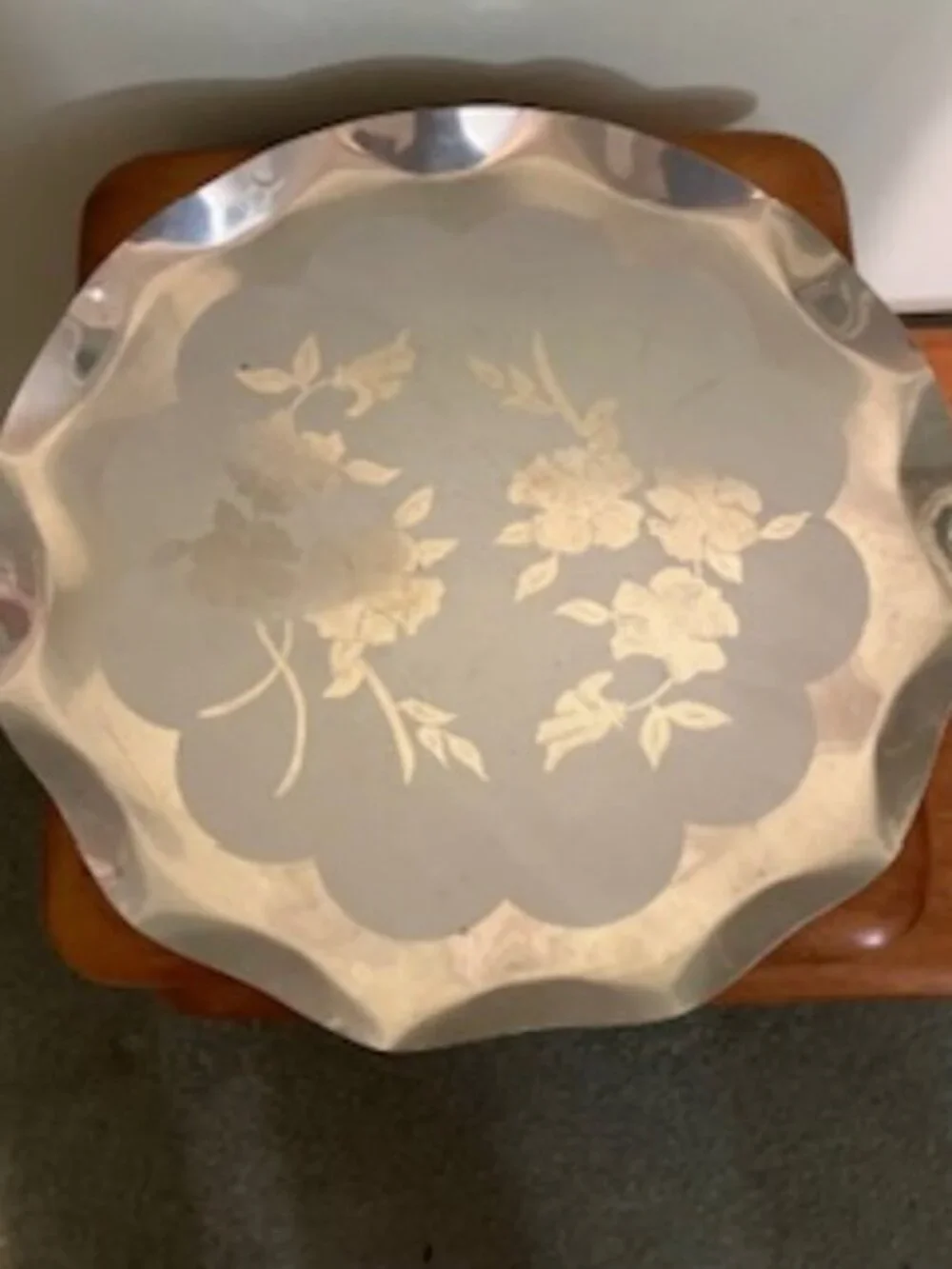 Vintage silver‎ aluminum serving tray etched floral center fluted scalloped edge